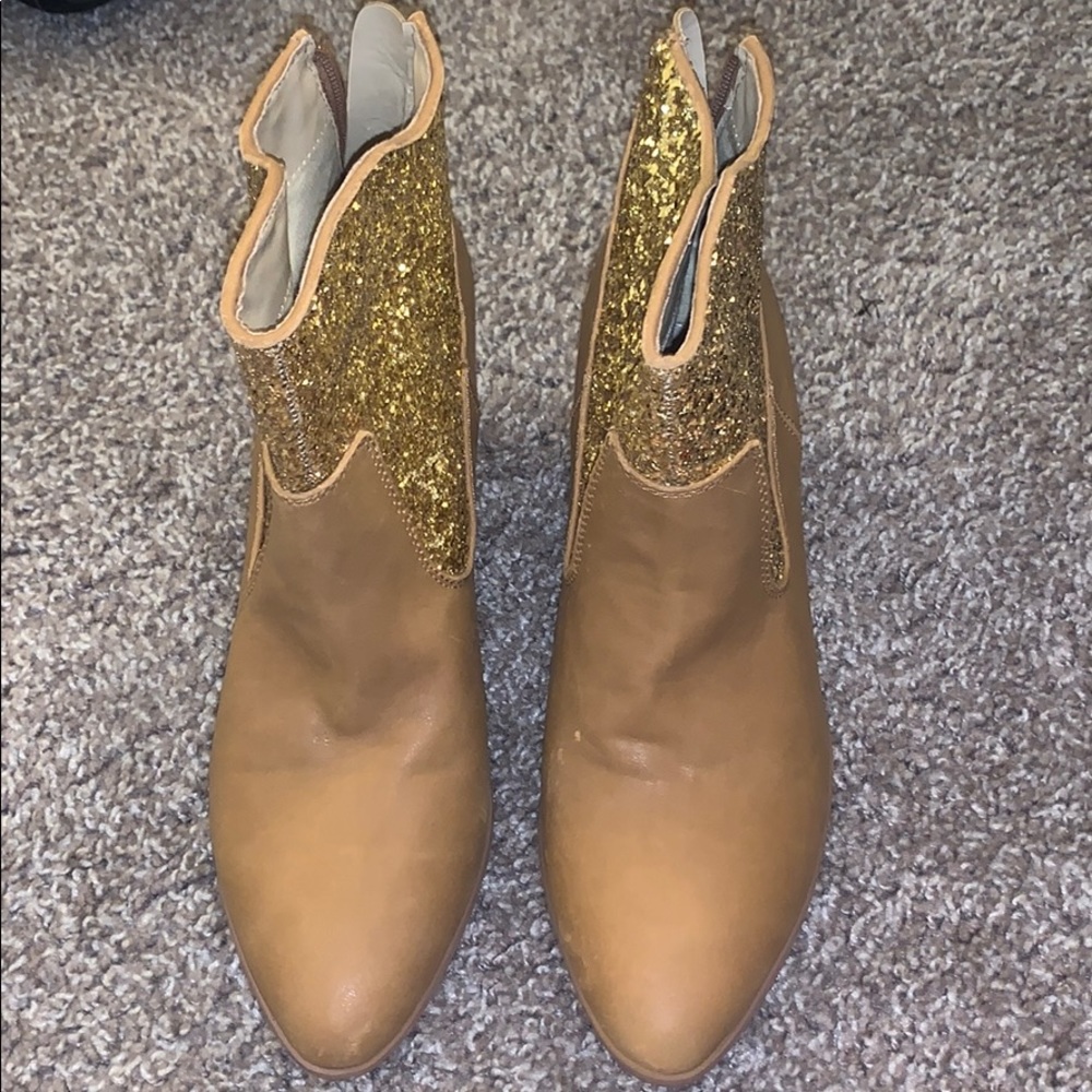 Mojo moxy glitter Wedge booties